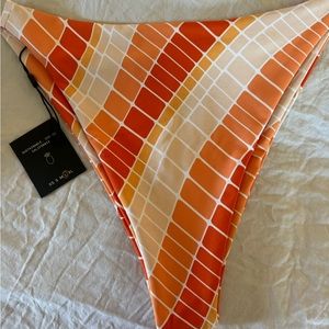 Skatie- Kelly Bottom